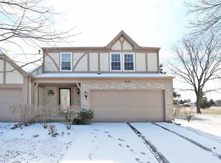4548 N Sapphire Dr, Hoffman Estates, IL 60192