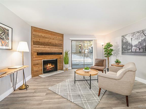 4th image of 903 S Zeno Way Unit 102