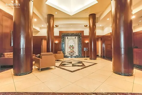 Rented by Sotheby's International Realty | media 18