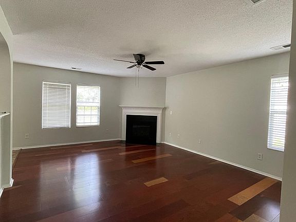 4th image of 3511 Skybrook Ln