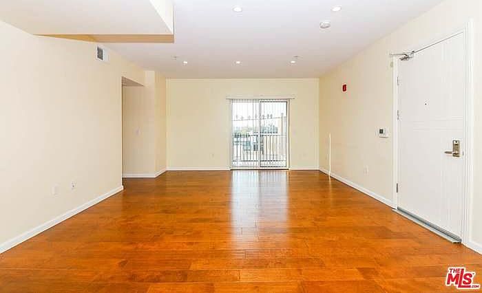 1st image of 155 S Oxford Ave APT 203