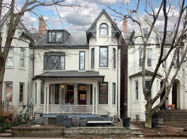 153 Collier St, Toronto, ON M4W 1M2