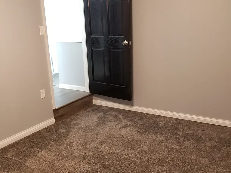 15375 Lincoln St SE — Photo 10