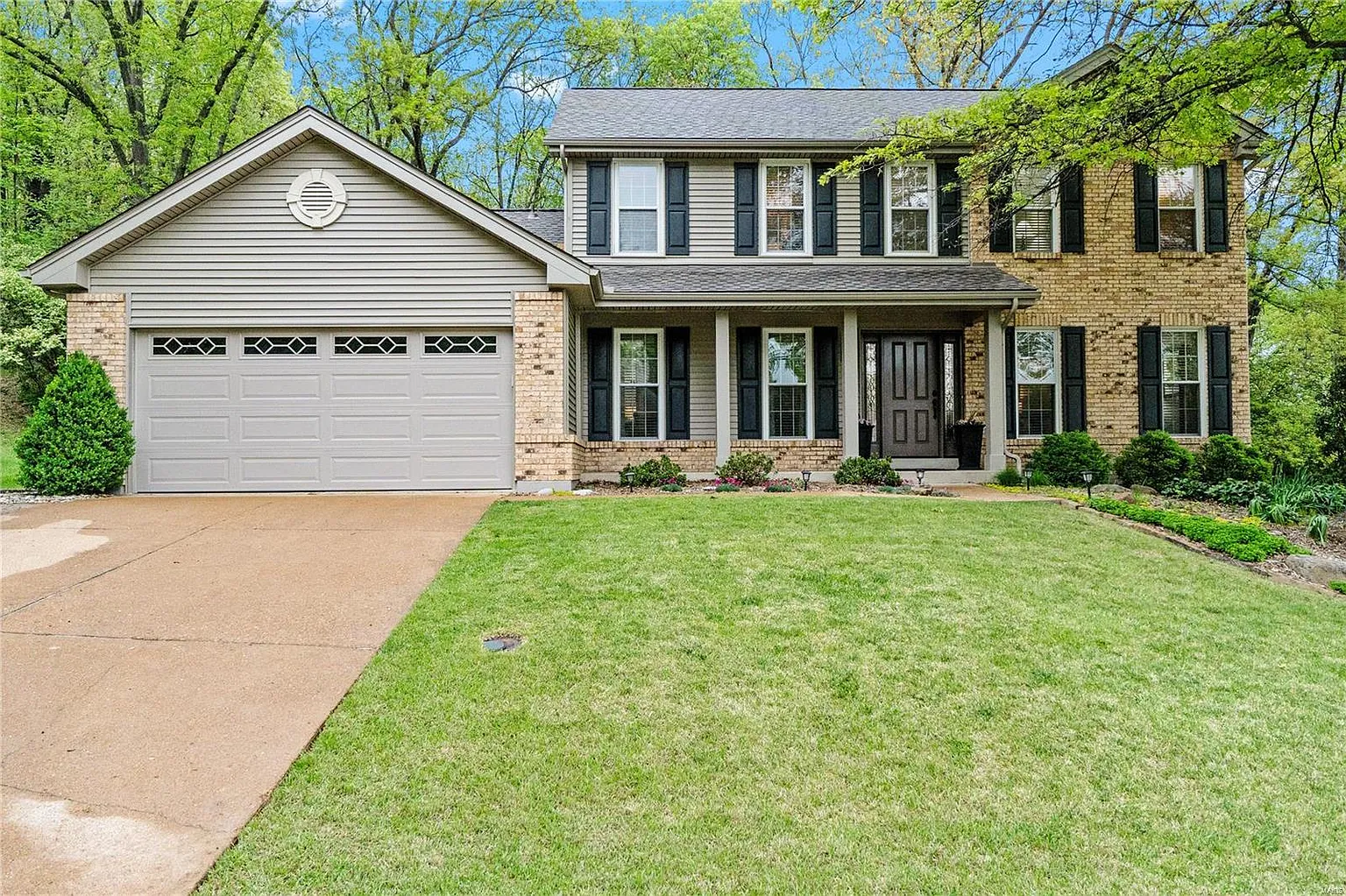 1506 Rosewood Terrace Dr photo 1