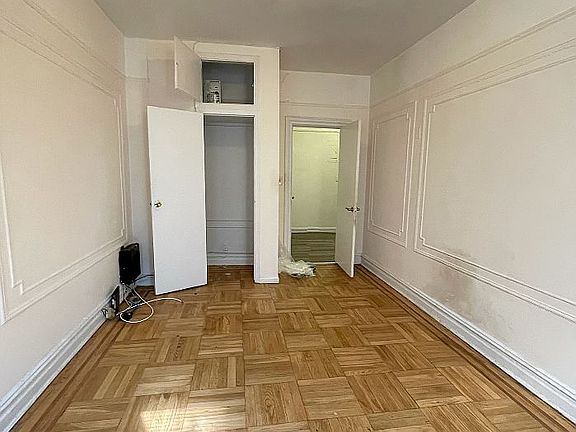 2nd image of 3115 Brighton 6 St #1