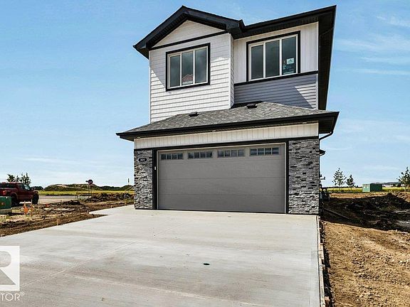 2nd image of 409 Robinson Dr