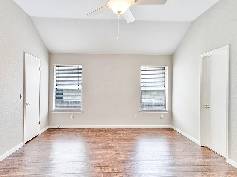 6412 Convict Hill Rd — Photo 48