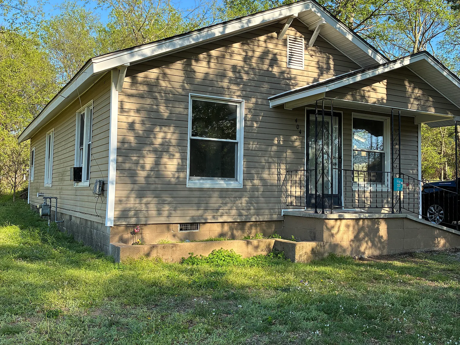 2 bed, 928 sqft, $1,000 — Photo 2