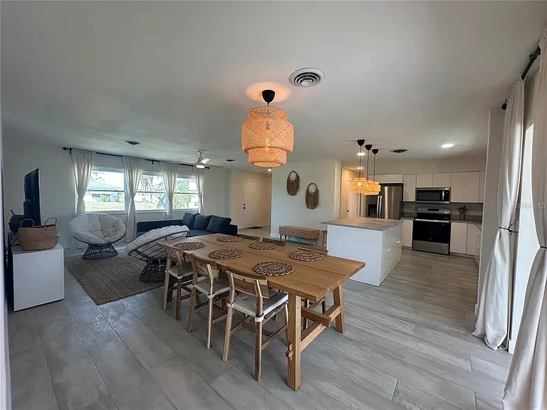 65 Oakland Hills Pl — Photo 4