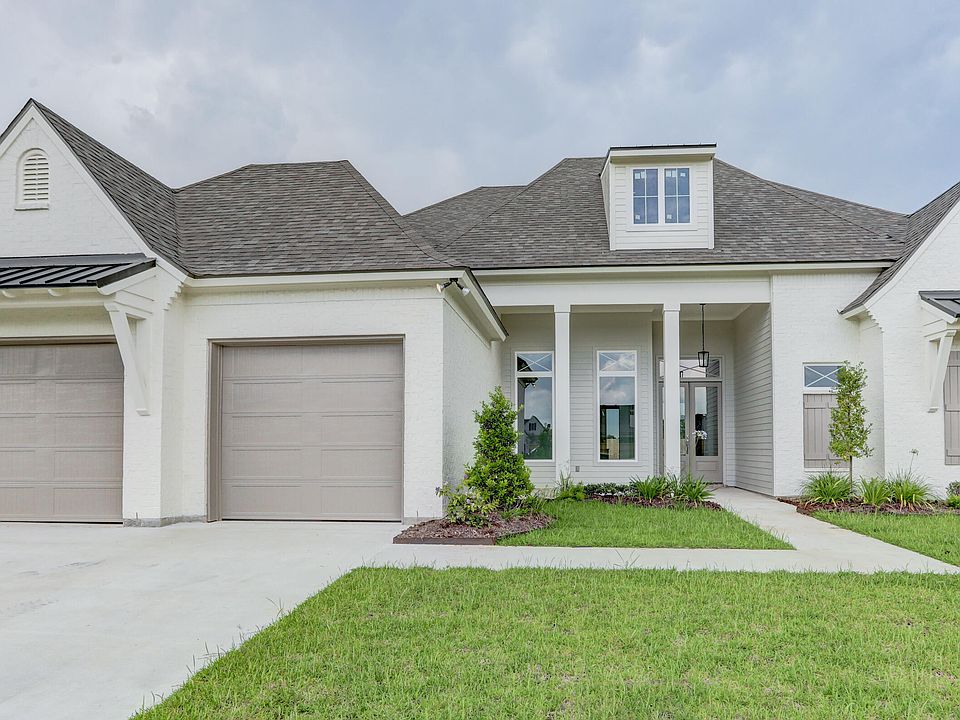 1st image of 102 Windmill Palm Ln