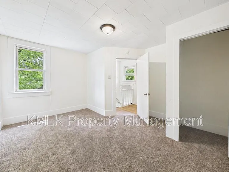 508 Crouse St — Photo 27