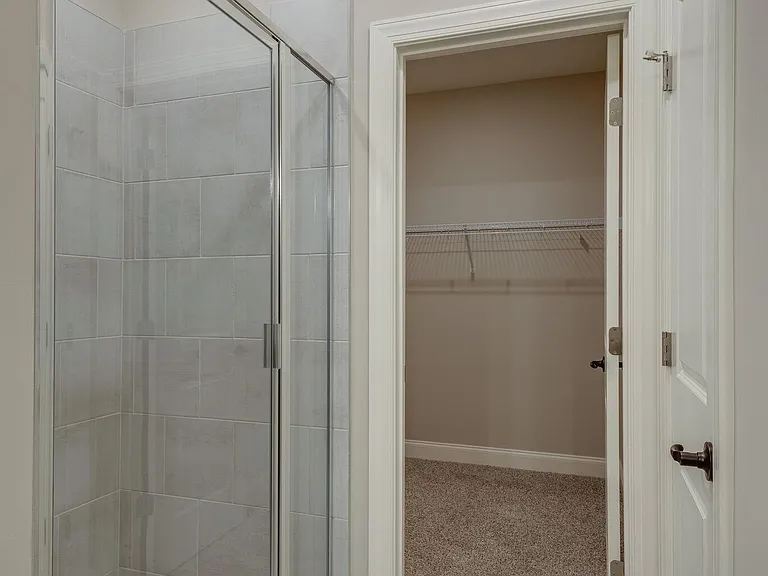410 Portsdale Dr — Photo 13