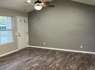 2257 S Kenser Rd, Joplin, MO 64801