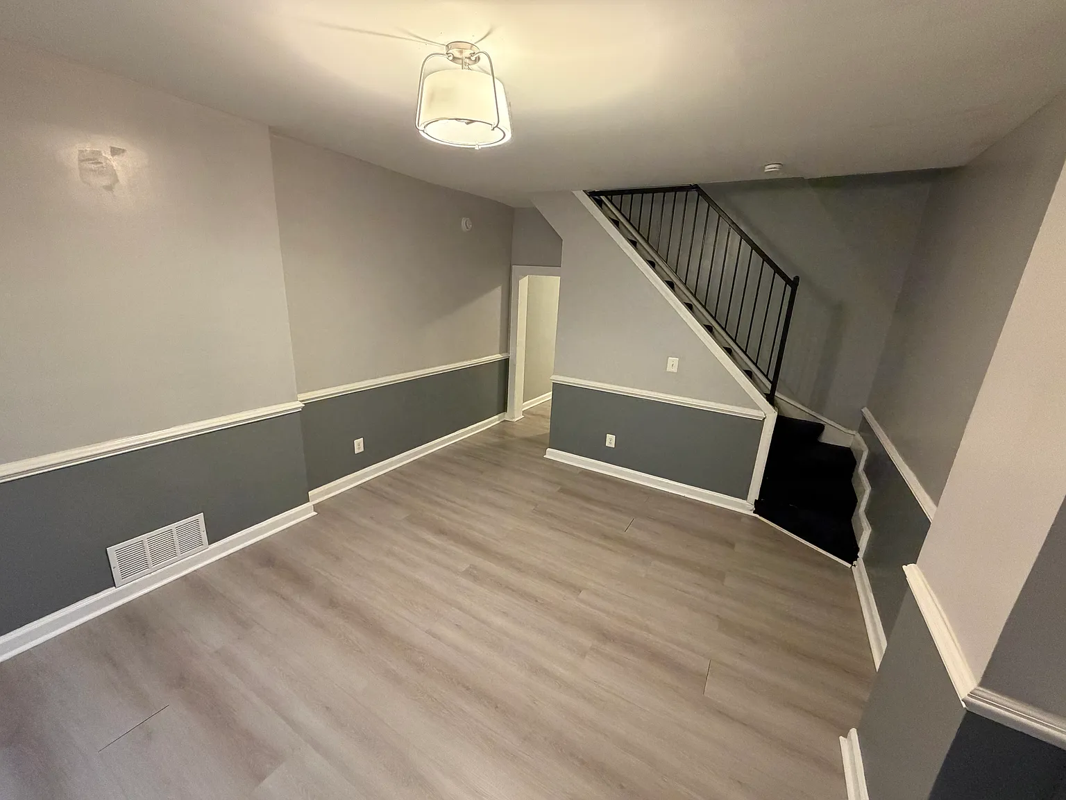 4 bed, 1576 sqft, $2,150 — Photo 3