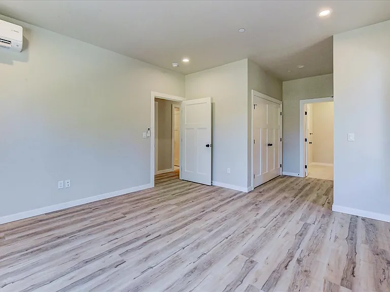 3017 101st Ave NE #B — Photo 10
