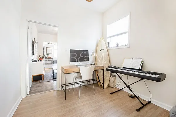 Rented by Brick&Mortar | media 28