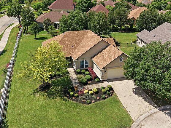 2nd image of 12001 Lockhart Ct