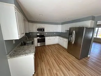 2 Lincoln Ave #2 — Photo 2