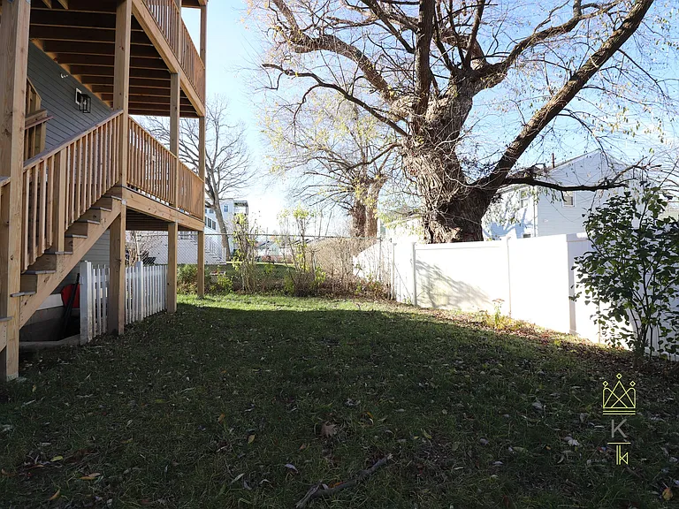 81 Ballou Ave #1 — Photo 33