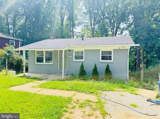 19002 Red Oak Ln, Triangle, VA 22172