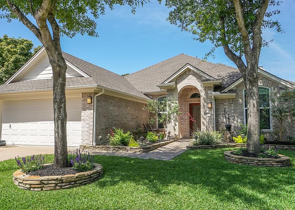 1st image of 2610 Cedarmoor Ct