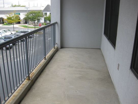 Building Photo 4