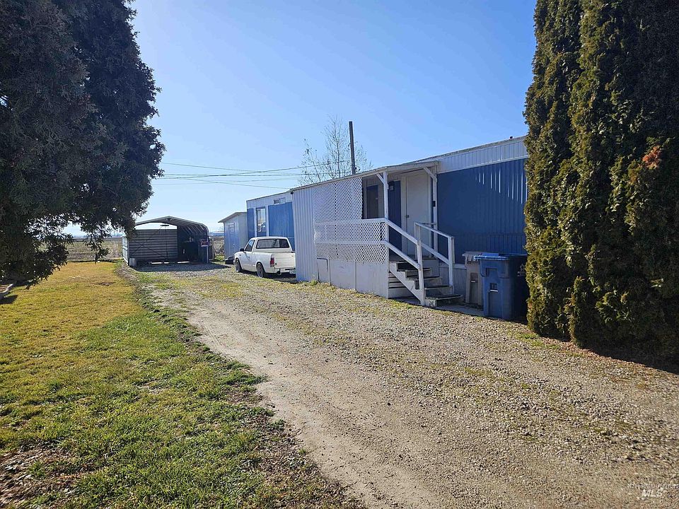2nd image of 3104 E Ustick Rd