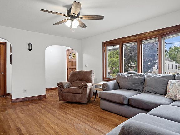 5th image of 2113 16th STREET S S