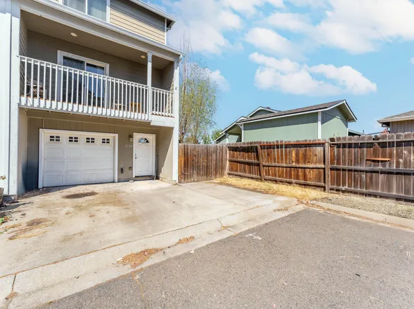 7894 Jacqueline Way, White City, OR 97503