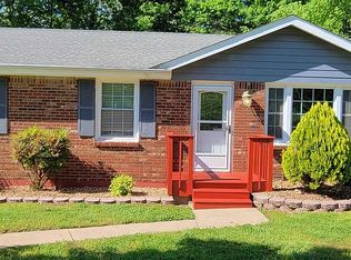 715 Kingsbury Rd, Clarksville, TN 37040