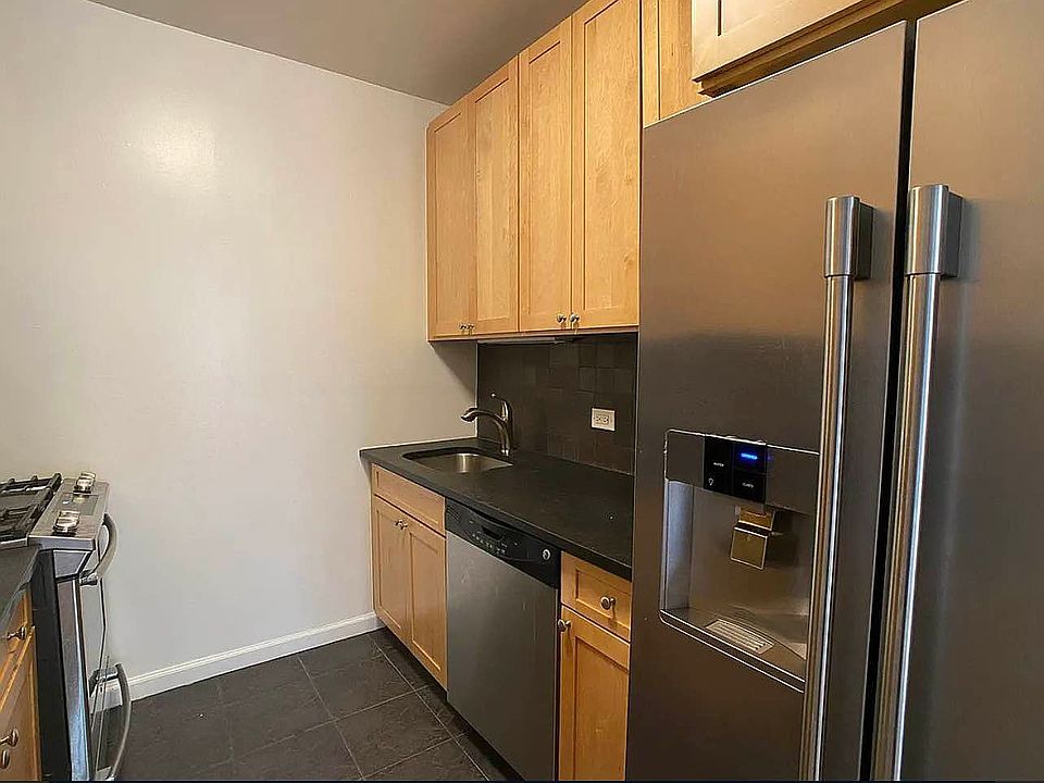1st image of 120 W 23rd St APT 10A