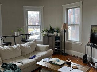 57 M St #1, Boston, MA 02127
