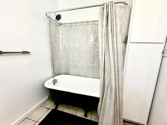 Unit Photo