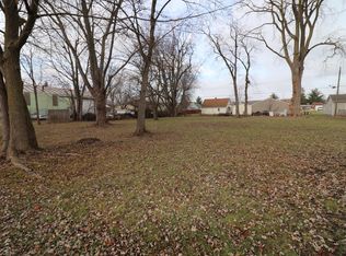 218 E Dartmouth Ave, Muncie, IN 47303