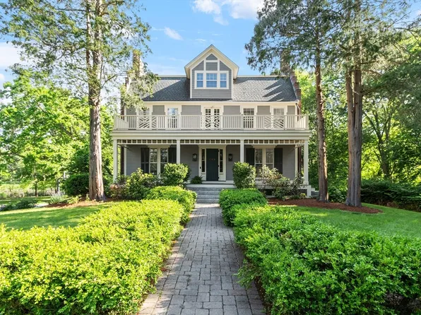 106 Elm St, Concord, MA 01742