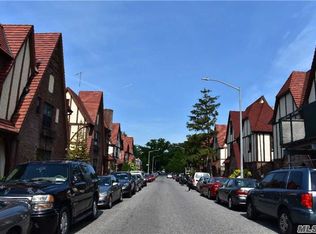 18934 37th Ave, Flushing, NY 11358