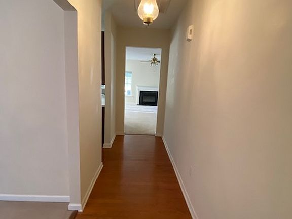 2nd image of 807 Palomino Ct