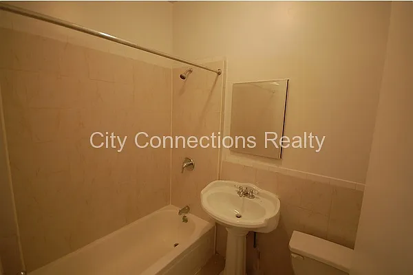 Rented by City Connections Realty | media 44