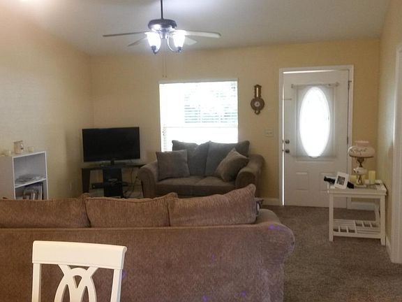 3rd image of 285 NW 64th Pl