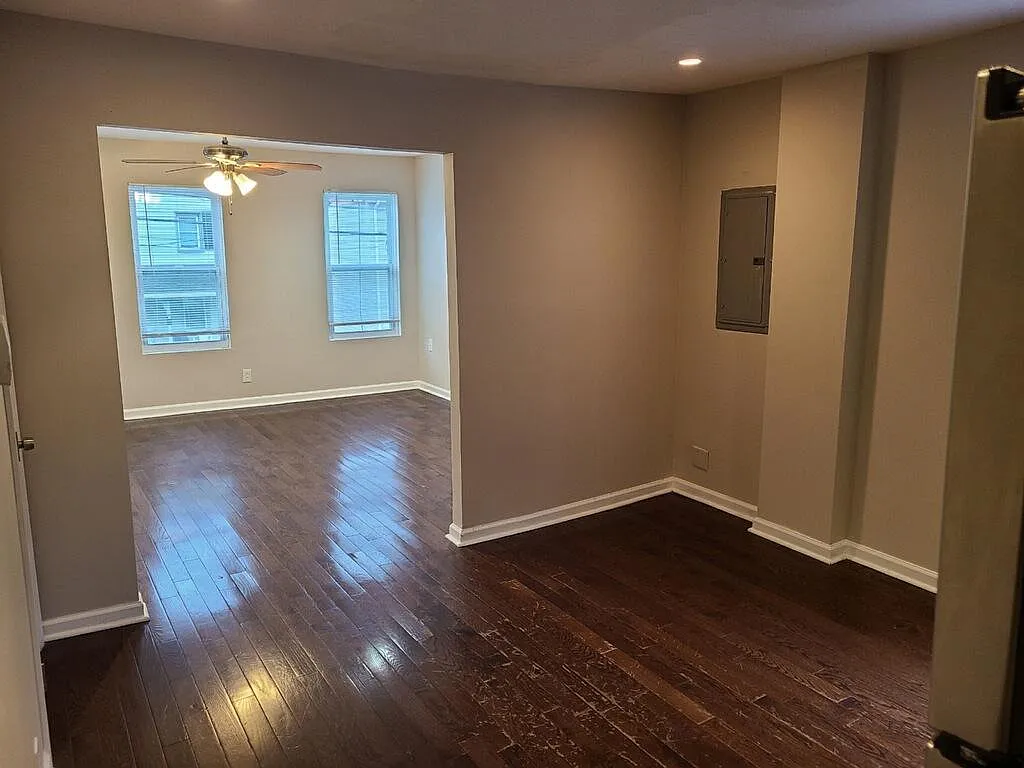 3 bed, $1,650 — Photo 3