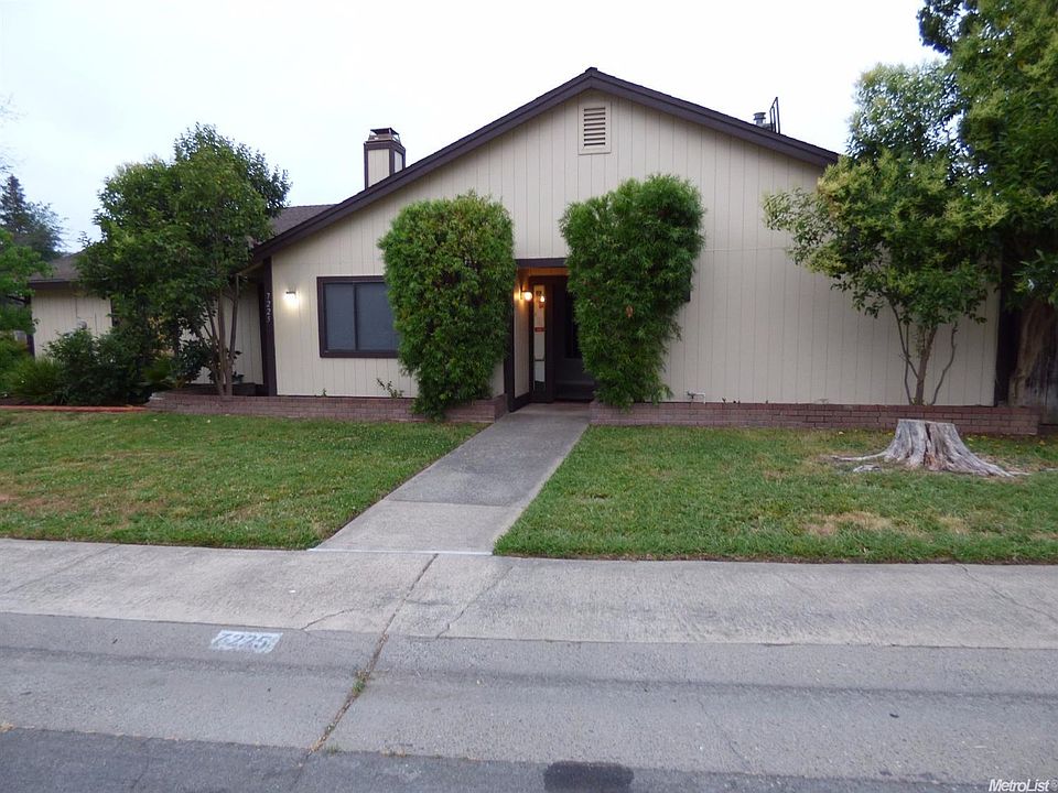 2nd image of 7225 La Luna Ct