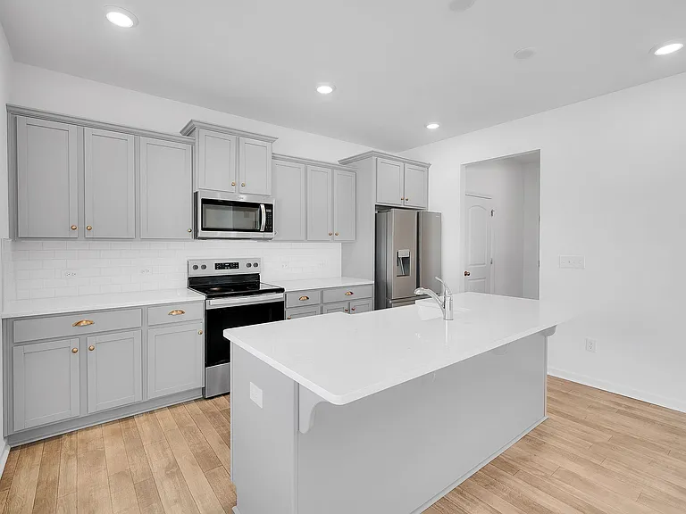 1224 Maxwell Ct — Photo 13