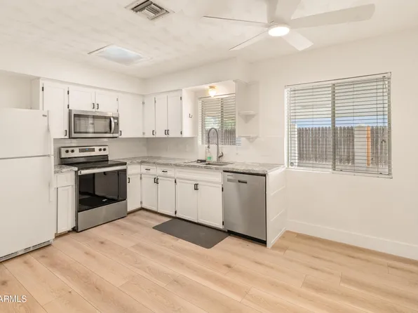 1407 E MOUNTAIN VIEW Road, Phoenix, AZ 85020