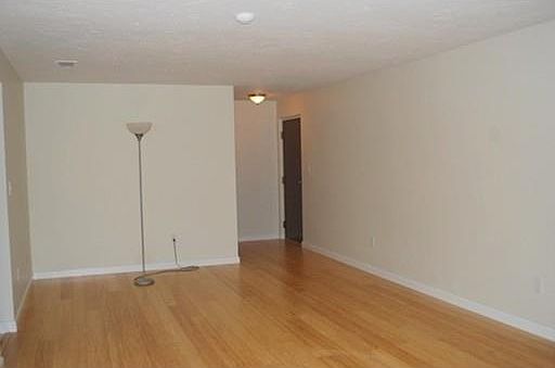 5th image of 70 Brian Dr APT B