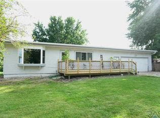 4709 E Taylor St, Sioux Falls, SD 57110