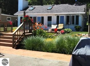 2386 N East Dr, Tawas City, MI 48763