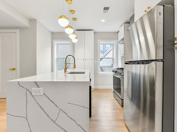 3rd image of 11 Webster Ave #2