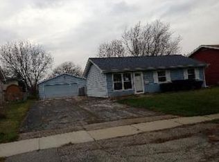 7030 Hickory St, Hanover Park, IL 60133