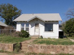 605 E Avenue C, Sweetwater, TX 79556