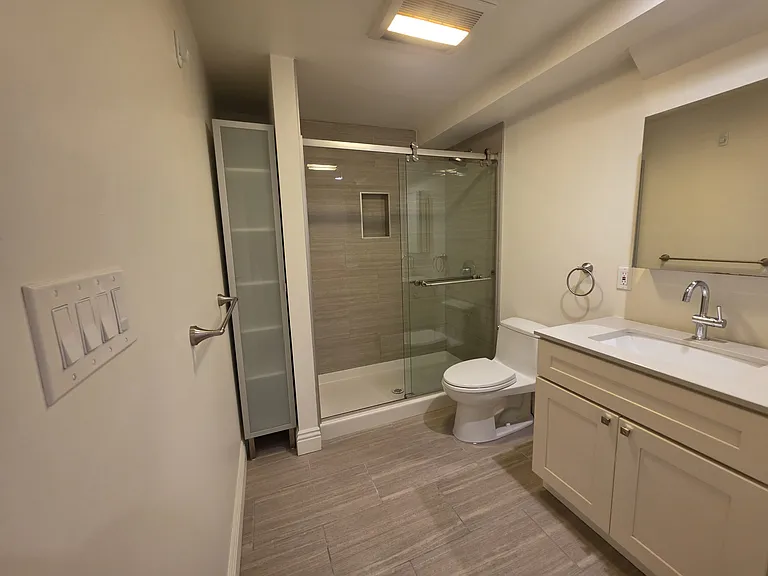 1466 Hopkins St #2 — Photo 7